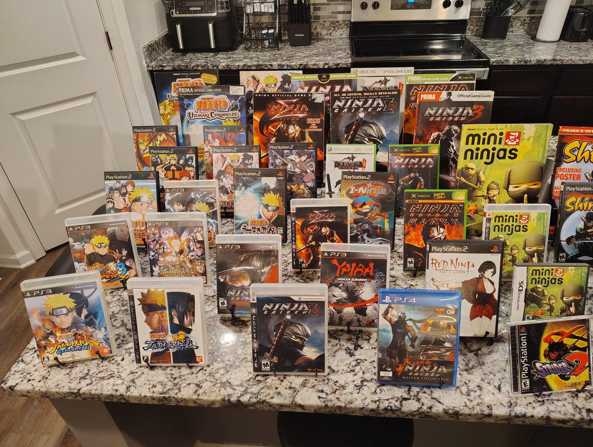 NjNJA_QK's tweet photo. Does anyone have recommendations for display cases? My ninja collection has exploded over the last few years. I currently have 64 physical copies of ninja games and 19 strategy guides. More on the way.😅 #Tenchu #Shinobido #NinjaGaiden #Naruto #Strider #Shinobi #RedNinja 🥷 https://t.co/lvfVfn35GT