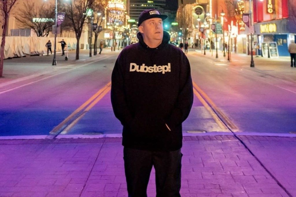 New Post: Distinct Motive Drops Highly Anticipated ‘Dubs’ EP On Deadbeats thedailyfrequency.com/2025/03/21/dis…