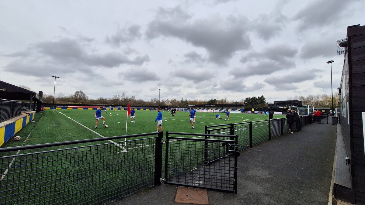 SomeBritishDud1's tweet photo. I am at the Guardian Warehousing Arena on behalf of @BCR_Sport on this #NonLeagueDay for the @MidlandLeague Premier Division fixture between @DudleyTownFC and @UttoxeterTownFC. Kick off at 3. https://t.co/d2QlMWxRv9