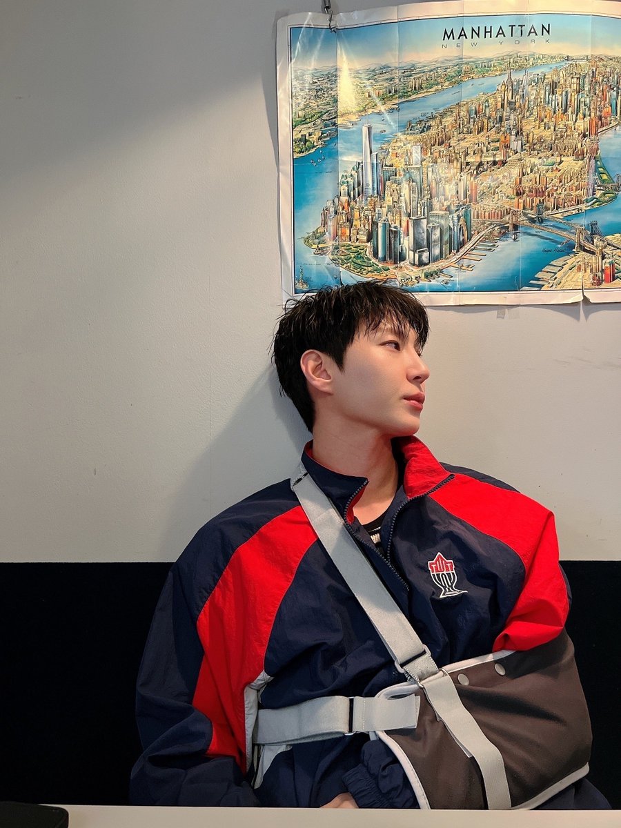 OfficialJTW_LEO's tweet photo. [#냥운🐾]

냠냠🍝🥤

횽아 너무 걱정하지 말라구..
냥운이가 주는 선물이얌🙃

#정택운 #JUNGTAEKWOON
#레오 #LEO https://t.co/xFNk0SZ22i