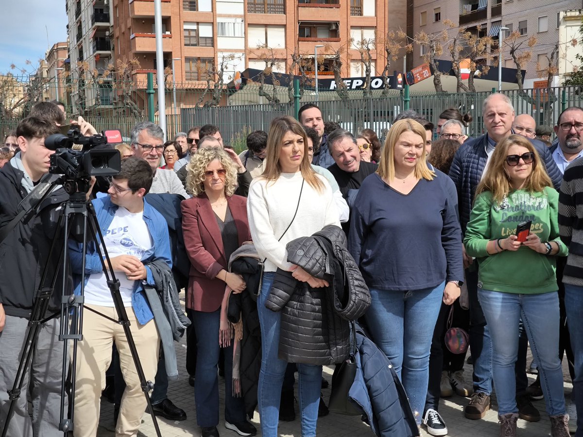Els diputats i diputades provincials donem suport a les concentracions per reclamar millores en els serveix ferroviaris. Cal exigir un transport públic digne i no perjudicar més milers d'usuaris cada dia.