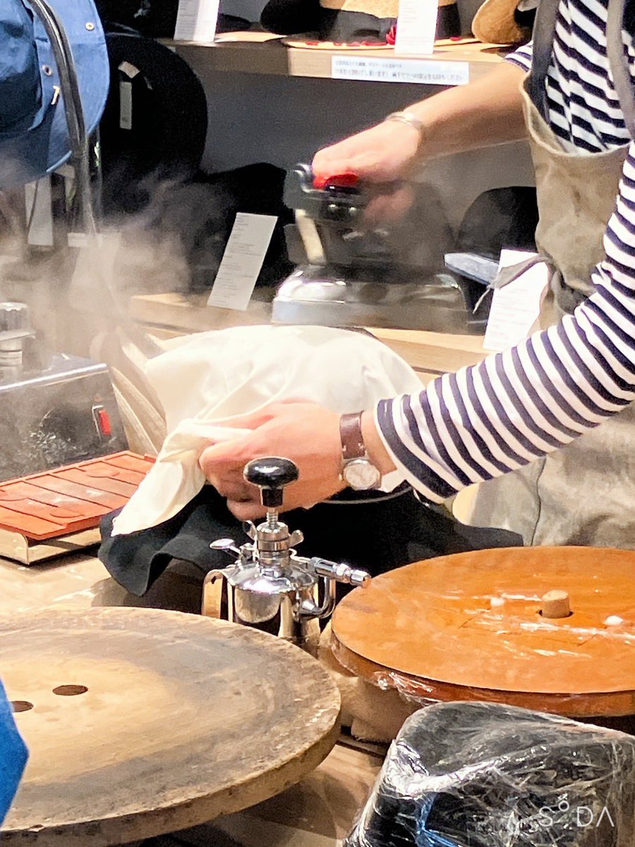 ari_hat's tweet image. 本日はシャッポ袋町店の店内で型入れをさせて頂きました。
ありがとうございました！！