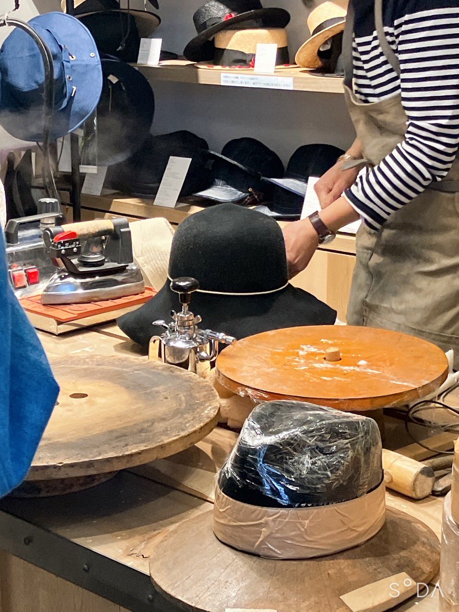 ari_hat's tweet image. 本日はシャッポ袋町店の店内で型入れをさせて頂きました。
ありがとうございました！！