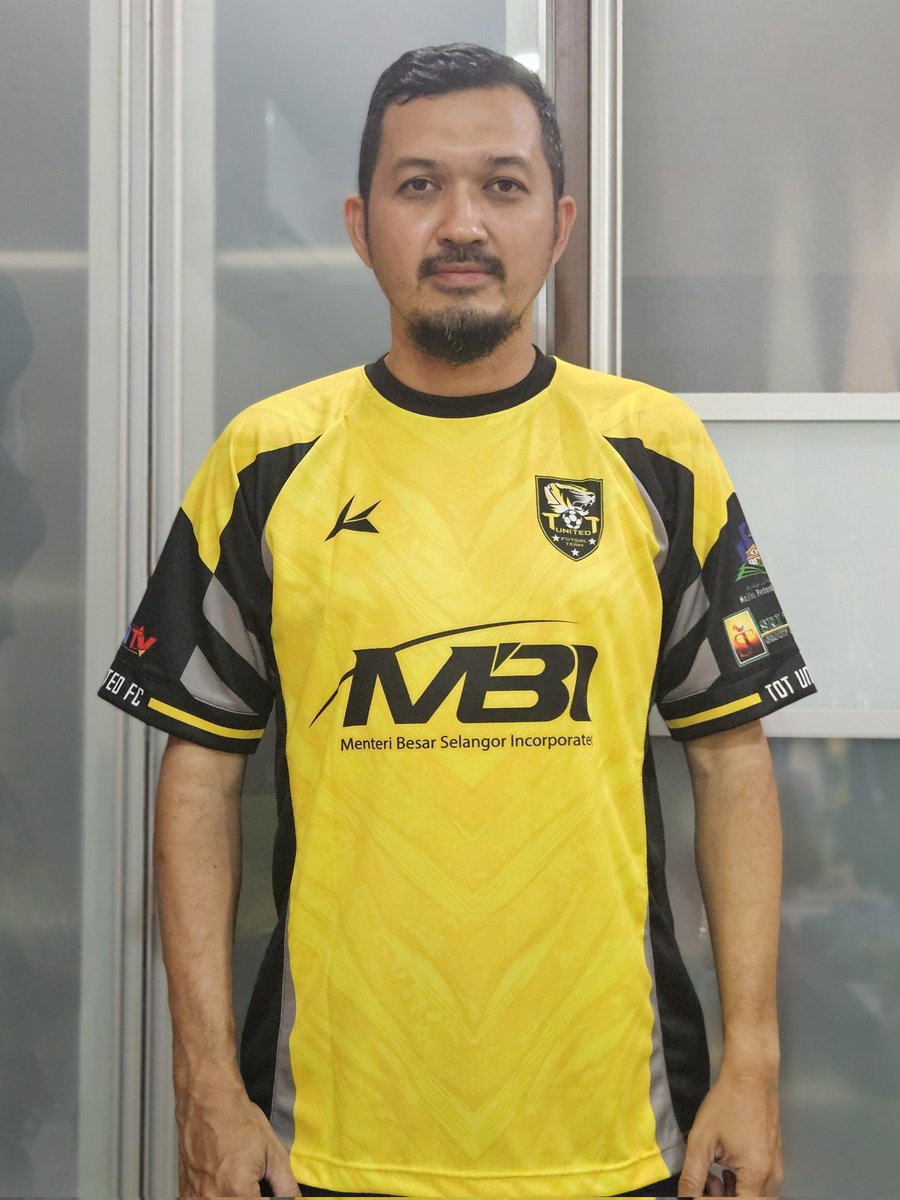 wanfakhrul23's tweet photo. Koleksi pertama jersi pasukan yang beraksi di Malaysia Premier Futsal League (MPFL) Divisyen 1 2025

Jersi TOT United FC (Home)
Jenama Kovra • Saiz L • RM79
+ Nameset: Sufri Shamil 9

▶️ Dapatkan di ejen sah @kovraofficial - Alpha Sport My, hubungi https://t.co/oAo69S3RMx https://t.co/TEEPD13zJE