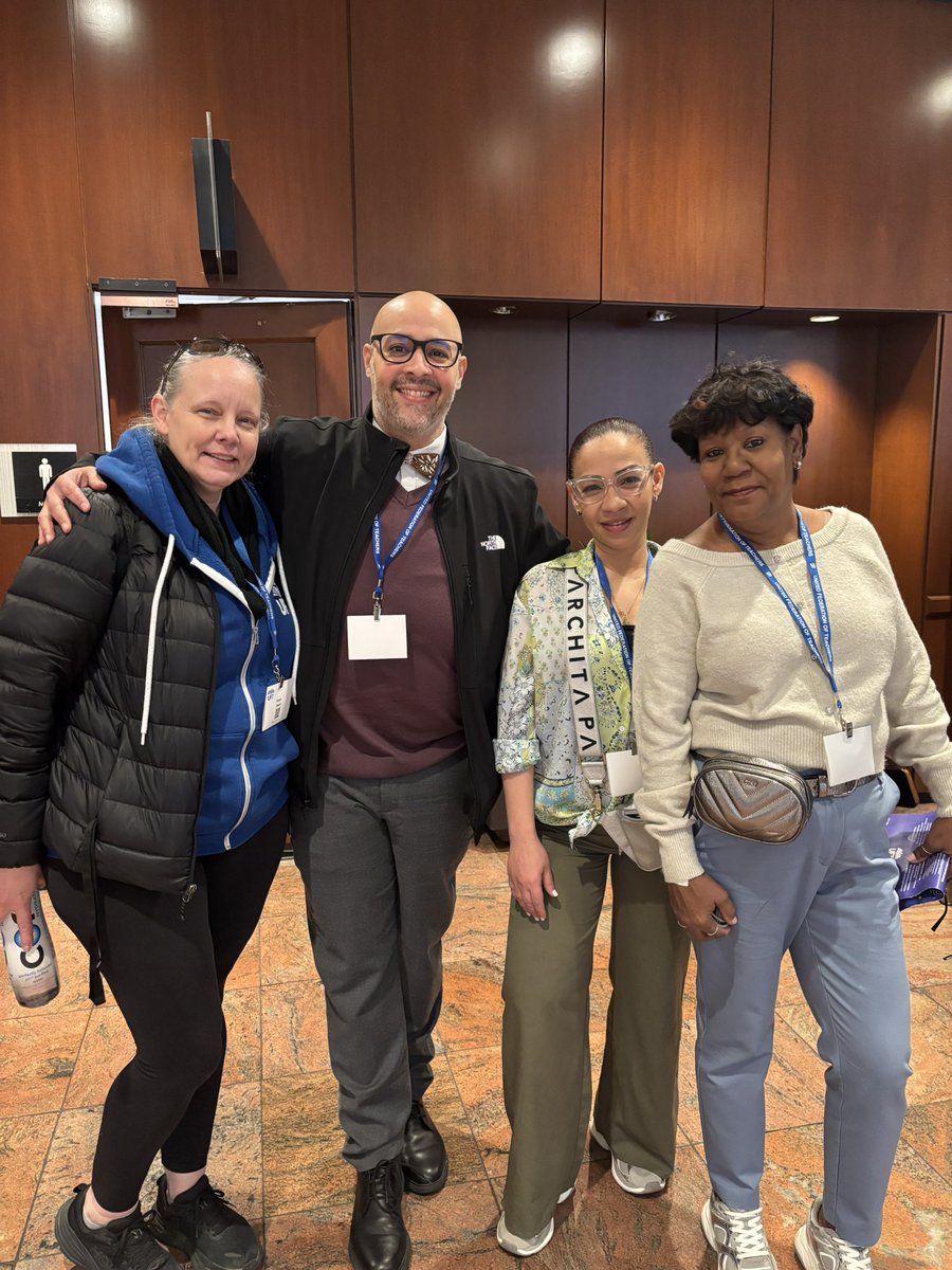 UFT paraprofessionals enjoying activities at the annual Paraprofessionals Awards Luncheon. #pararespect2025