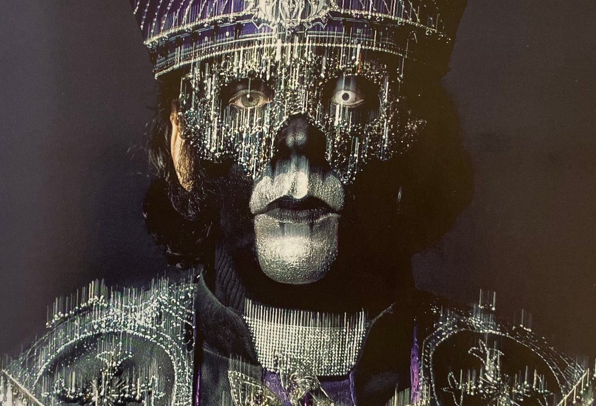 YourFavGhestie's tweet photo. COPIA I LOVE YOU BUT YOUR BROTHER IS STUPID HOT https://t.co/OJE3SgMPxX