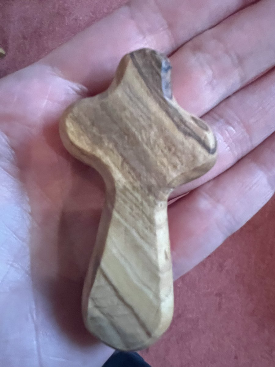 St Leonard's Church, Heston tweet media