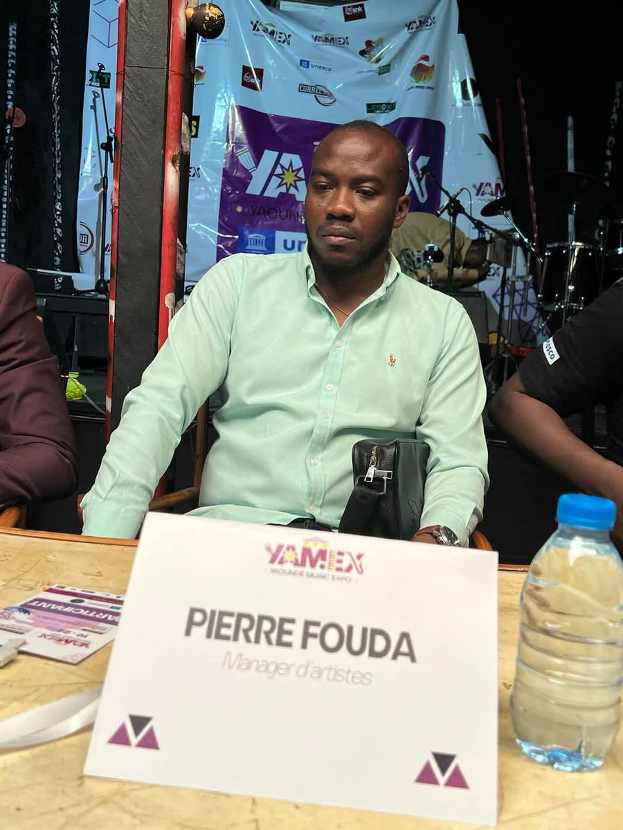 yaoundemusicexp's tweet photo. 💜💜Yaounde Music Expo 4eme et dernière journée.
🤌🏾Masterclass - Stratégies numériques pour les créateurs de contenu africains et Management Artistique.
#StratégiesNumériques #CréateursDeContenu #ManagementArtistique #MusiqueAfricaine #CultureAfrique #YAMEX5 #IA #ICC #Music https://t.co/ib1DWDUR4o