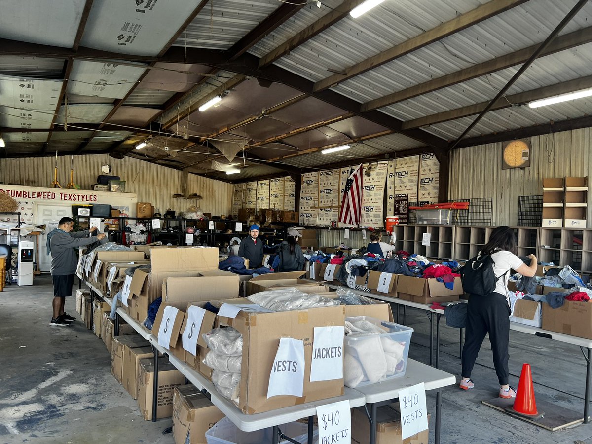 VoteForGopal's tweet photo. Tumbleweed Textiles Garage Sale happening now at 9081, 2nd Street, Frisco, TX. Unbelievably low prices. Support local businesses. Sale is only until 2pm or until stocks last. Come one, come all !!! https://t.co/F6LEwYqK4l