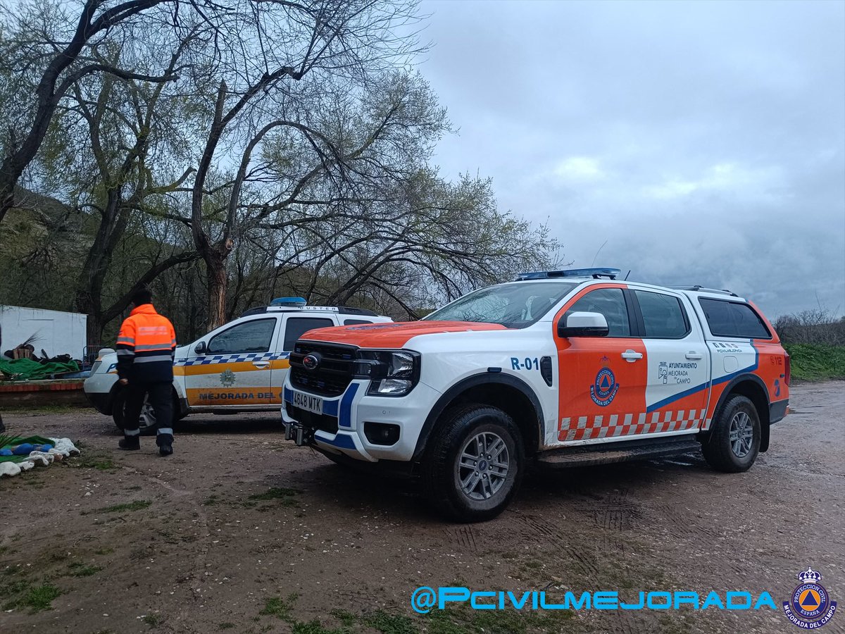 PCivilMejorada's tweet image. #MejoradaDelCampo debido a la crecida y aumento del nivel y caudal de los ríos Jarama y Henares, al aumento de desembalses acompañado de las inclemencias meteorológicas, ayer por la tarde se procedió a evacuar a 48 vecinos que viven en zonas aledañas a ambos ríos.