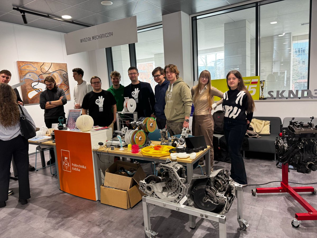 Thank you to everyone who visited us during the Open Day at Lodz University of Technology in Alchemium! 💙 Your energy, engagement, and great questions made this event truly special. ✨ See you at the next events! 🔥🏎️