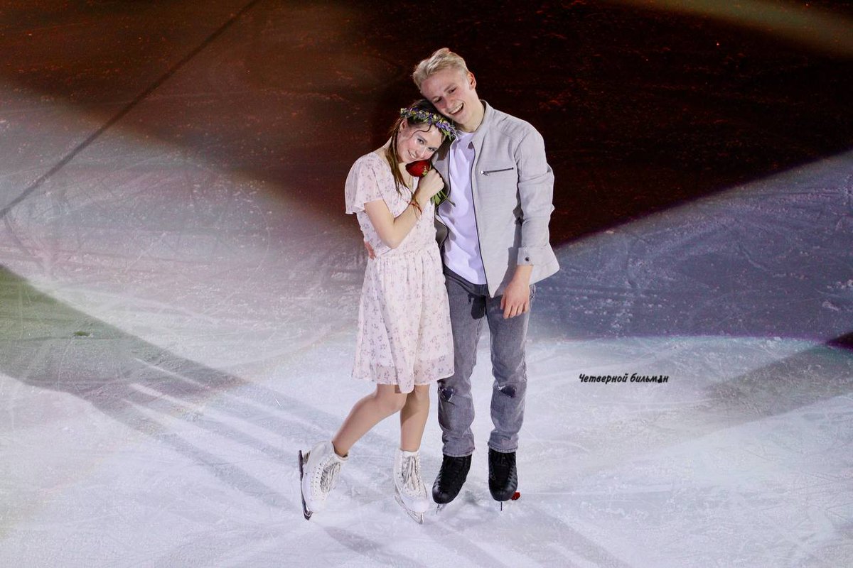 Я ПРИКЛЕЮ ЭТО СЕБЕ НА ЛОБ