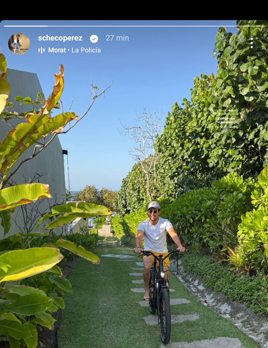Checo Pérez escuchando La Policía, de Morat ✨