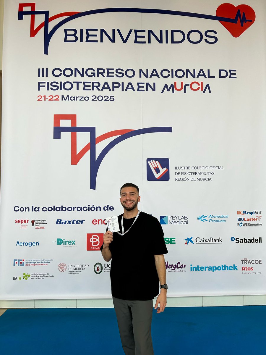 pacuuug's tweet photo. Un año más en las #IIICongresoFisioterapiaenUCI, emocionado de poder asistir y seguir aprendiendo
Cada vez más clara la labor que hacemos en unidades críticas 
@cofiga @HospitalPovisa @COFIRMoficial https://t.co/KeR0quoFGy