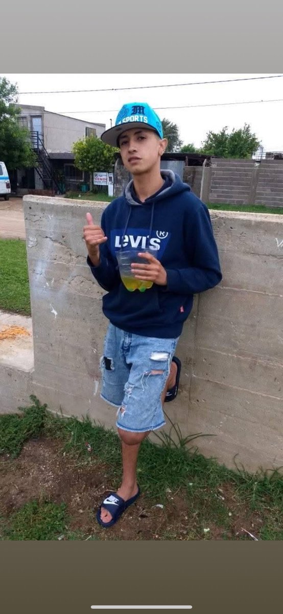 AbiFranzutti's tweet photo. Los que le robaron a mi hermana son estos delincuentes! Y soltaron a 3 por ser menores. El primero se llama Jeremías Miranda y el segundo mateo miranda. Abro hilo 🪡 https://t.co/WxYlvBgwUh