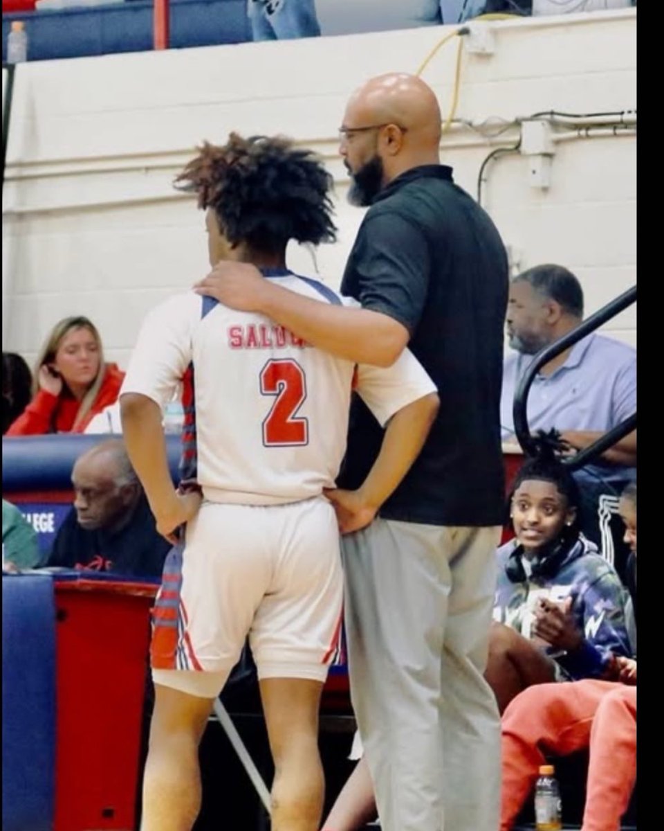 swtncc_menbball's tweet image. Jacory Dixon, Such a great spirit.
Small in stature, enormous in heart.
Uplifting and positive. Motivated and eager. Confident and humble. Playful and serious. A great young man loved by all.
We are grateful for the time and relationships that we each had. 🙏🏽🕊️
Missing you!