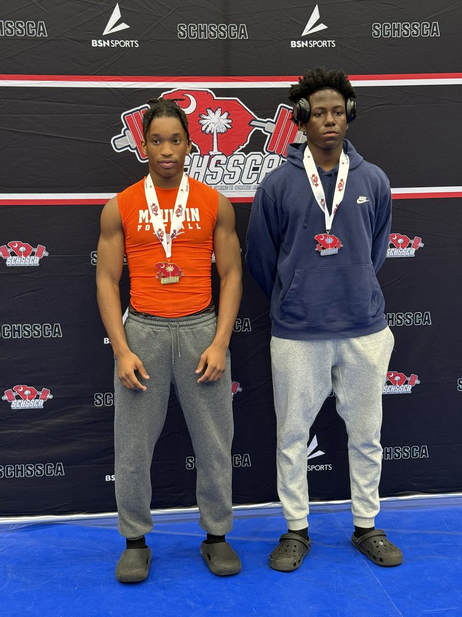 Can you say <a href="/SCHSSCA_sc/">SCHSSCA</a> STATE CHAMPS!! Proud of my guys and how they got after it today!! BIG Congrats to <a href="/Taurus_Thomason/">Taurus Thomason Jr.</a>, Var Champ @ 170lbs and <a href="/Quan2_2/">Quan</a>, JV Champ @ 160lbs!! #MADE🤘🏾