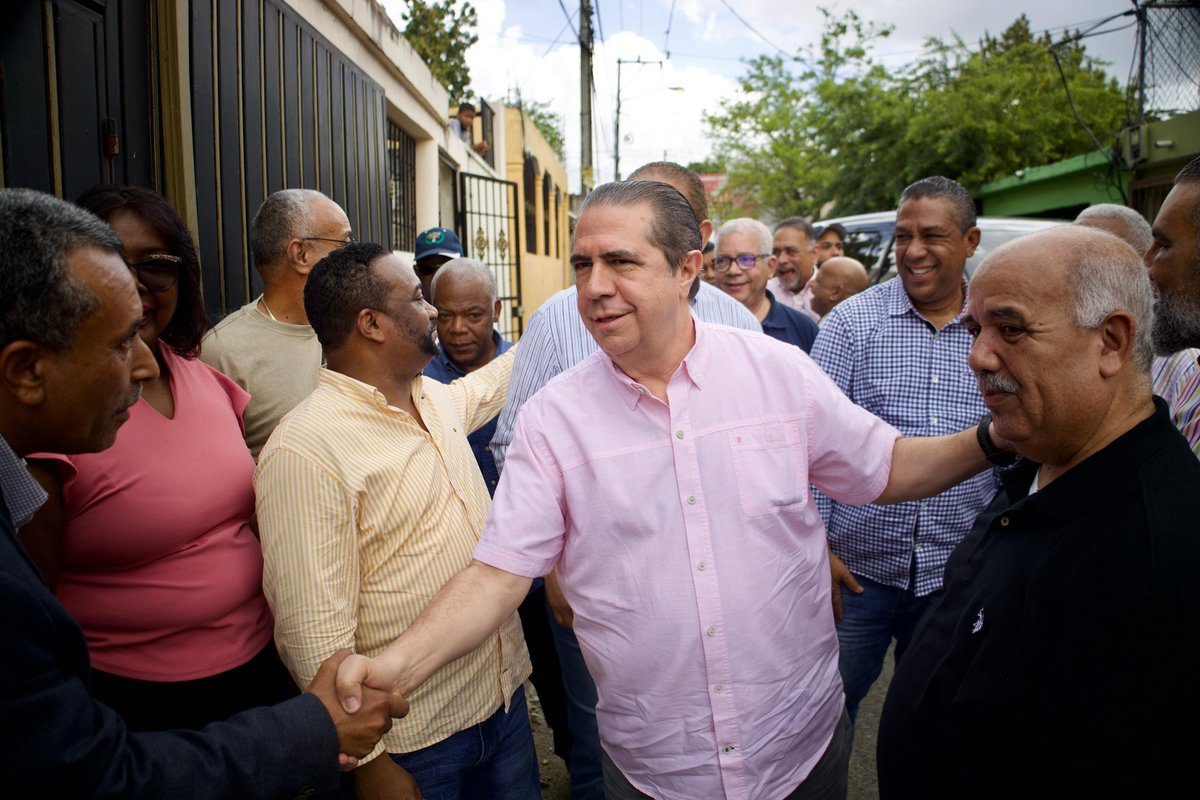 René Polanco (@renepolancov) on Twitter photo En un encuentro marcado por el entusiasmo y la determinación, recibimos a <a href="/FJavierGarciaF/">Francisco Javier G.</a> en Santo Domingo Norte, consolidando el compromiso del PLD con el desarrollo y el bienestar de nuestra gente.
Su visión de país y liderazgo nos inspiran a seguir trabajando. En un encuentro marcado por el entusiasmo y la determinación, recibimos a <a href="/FJavierGarciaF/">Francisco Javier G.</a> en Santo Domingo Norte, consolidando el compromiso del PLD con el desarrollo y el bienestar de nuestra gente.
Su visión de país y liderazgo nos inspiran a seguir trabajando.