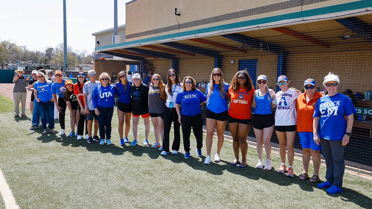 UTA Softball tweet media