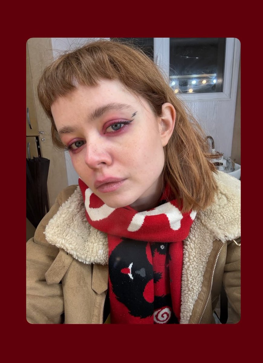 лёгкий нюдик в школу.🙃