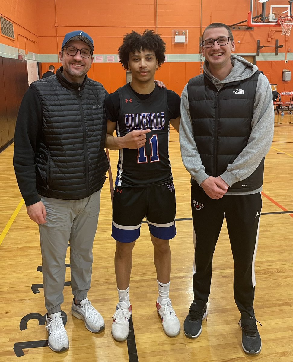 Williamsville South Billies Basketball (@southbuckets) on Twitter photo Congratulations to our guy <a href="/Stash_5/">Stash Foster</a> & the rest of his ECIC teammates on their win today as part of the Silver Hoops All-Star Classic! #ItsAGreatDayToBeABillie #SouthMade #Together Congratulations to our guy <a href="/Stash_5/">Stash Foster</a> & the rest of his ECIC teammates on their win today as part of the Silver Hoops All-Star Classic! #ItsAGreatDayToBeABillie #SouthMade #Together