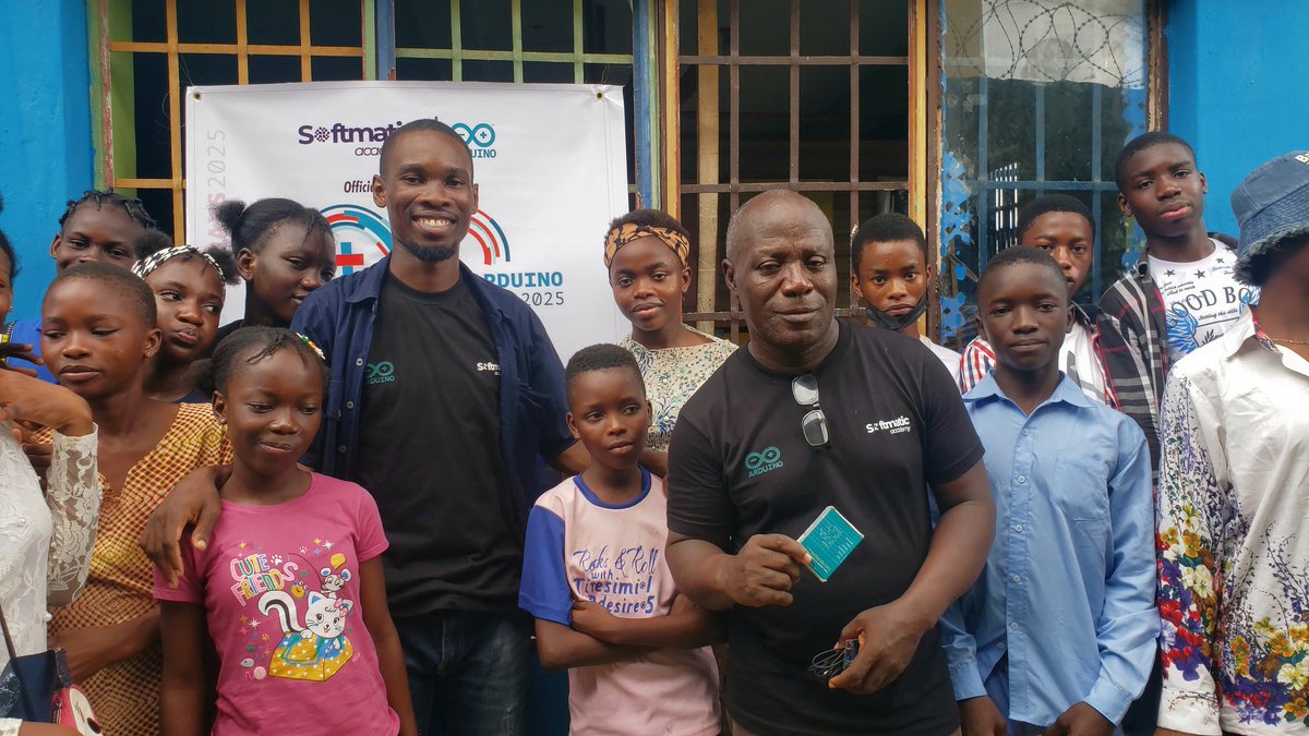 thesoftmatichq's tweet image. We did it! 🎉 all the way from Nigeria 🇳🇬 Softmatic Academy (@thesoftmatichq) & Roemai (@Roemai_io) successfully hosted @arduino #ArduinoDay2025, making AI, robotics, and embedded systems education accessible to everyone!