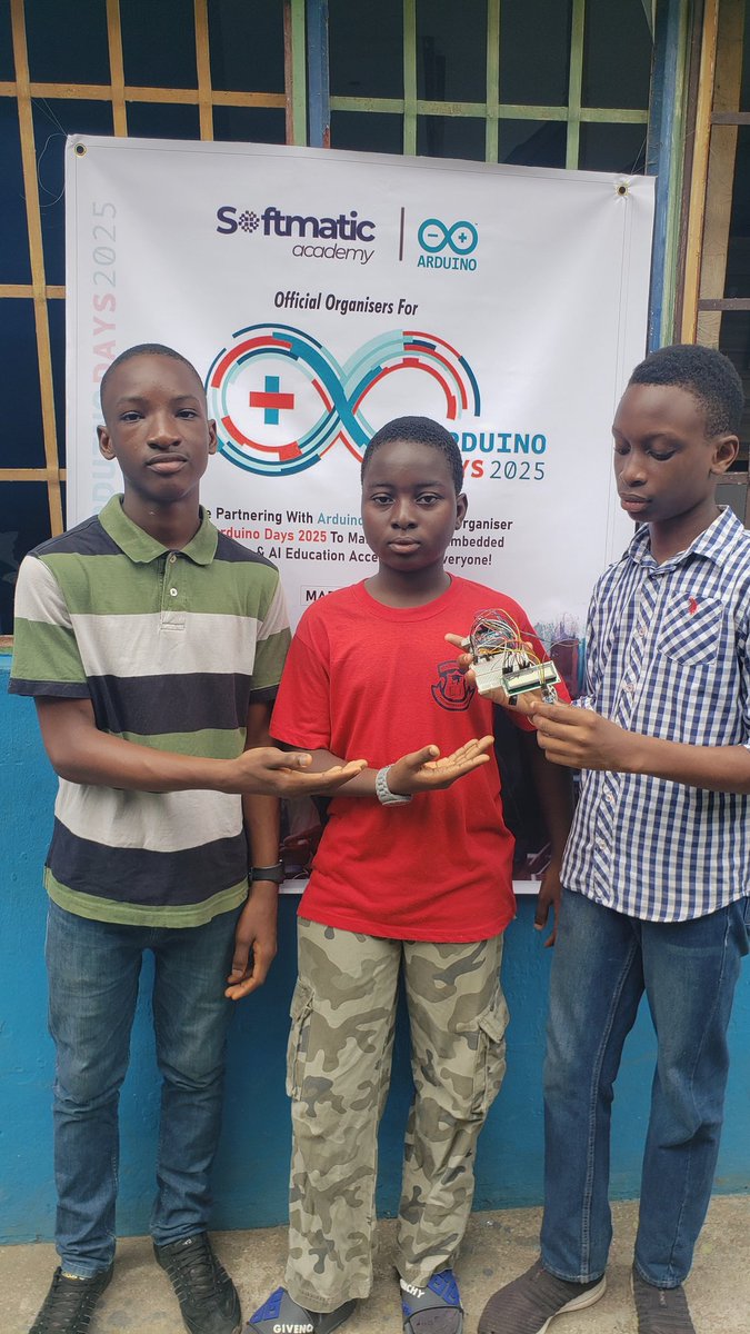thesoftmatichq's tweet image. We did it! 🎉 all the way from Nigeria 🇳🇬 Softmatic Academy (@thesoftmatichq) & Roemai (@Roemai_io) successfully hosted @arduino #ArduinoDay2025, making AI, robotics, and embedded systems education accessible to everyone!