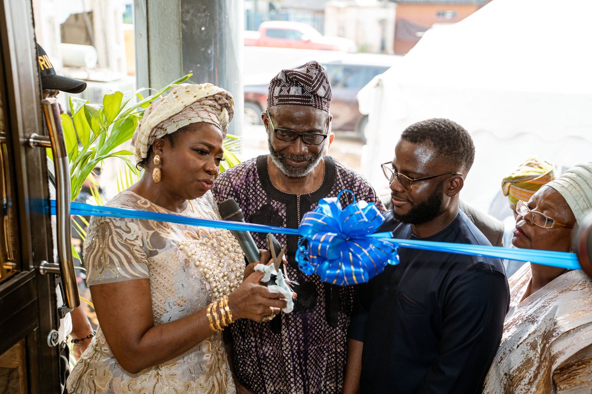 ChipMangoHQ's tweet photo. ChipMango is proud to partner with @nidcom_gov (NIDCOM) through a (MOU)to drive tech innovation and talent development in Nigeria's semiconductor industry.
Our new Microchip Design Outsourcing Center, inaugurated by Hon. Abike Dabiri Erewa creates high tech jobs #Techinnovation https://t.co/aMdQ0URjZN