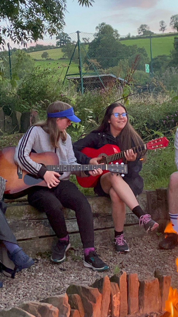 Instruments at the ready, because we need you to represent the UK in the #InternationalLowVisionSongContest 2025!
We’re looking for singer-songwriters to submit an original song for a chance to compete on the international stage.
Find out how to enter: buff.ly/a3Z8fre