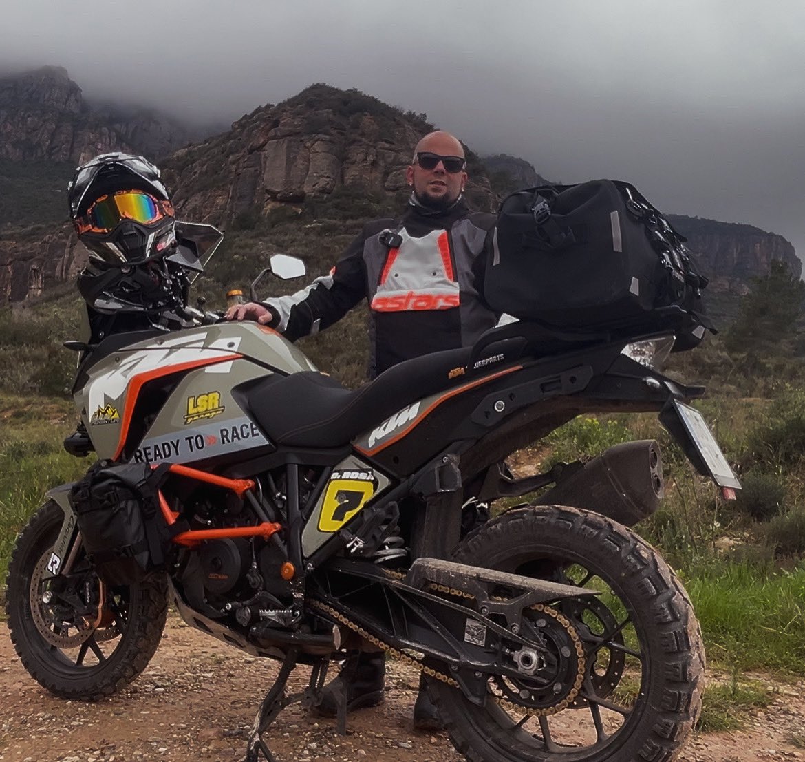 Lsr Garage tweet media