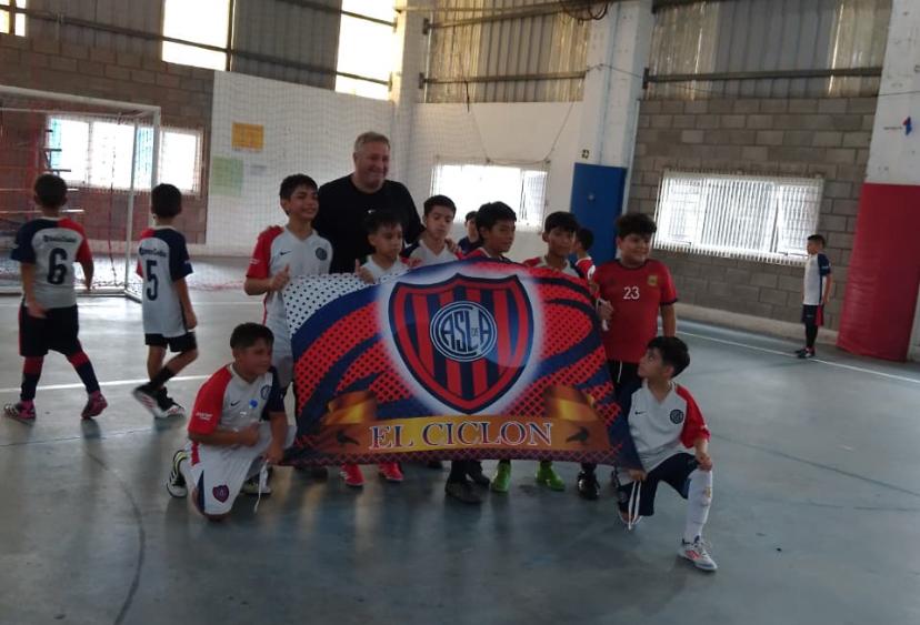 ESCUELA FUTBOL CASLA tweet media