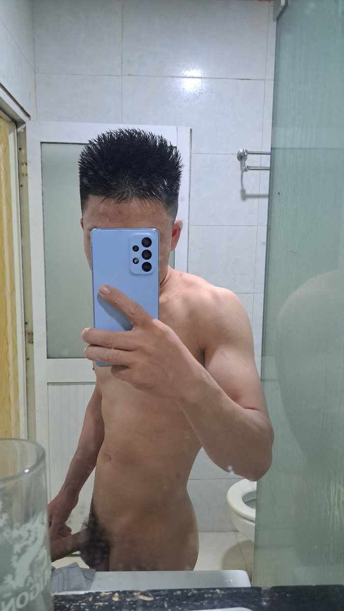 buccng's tweet photo. cũng cũng nỗi nào đâu mà ế
  cam thường https://t.co/Hak3n4TCpD