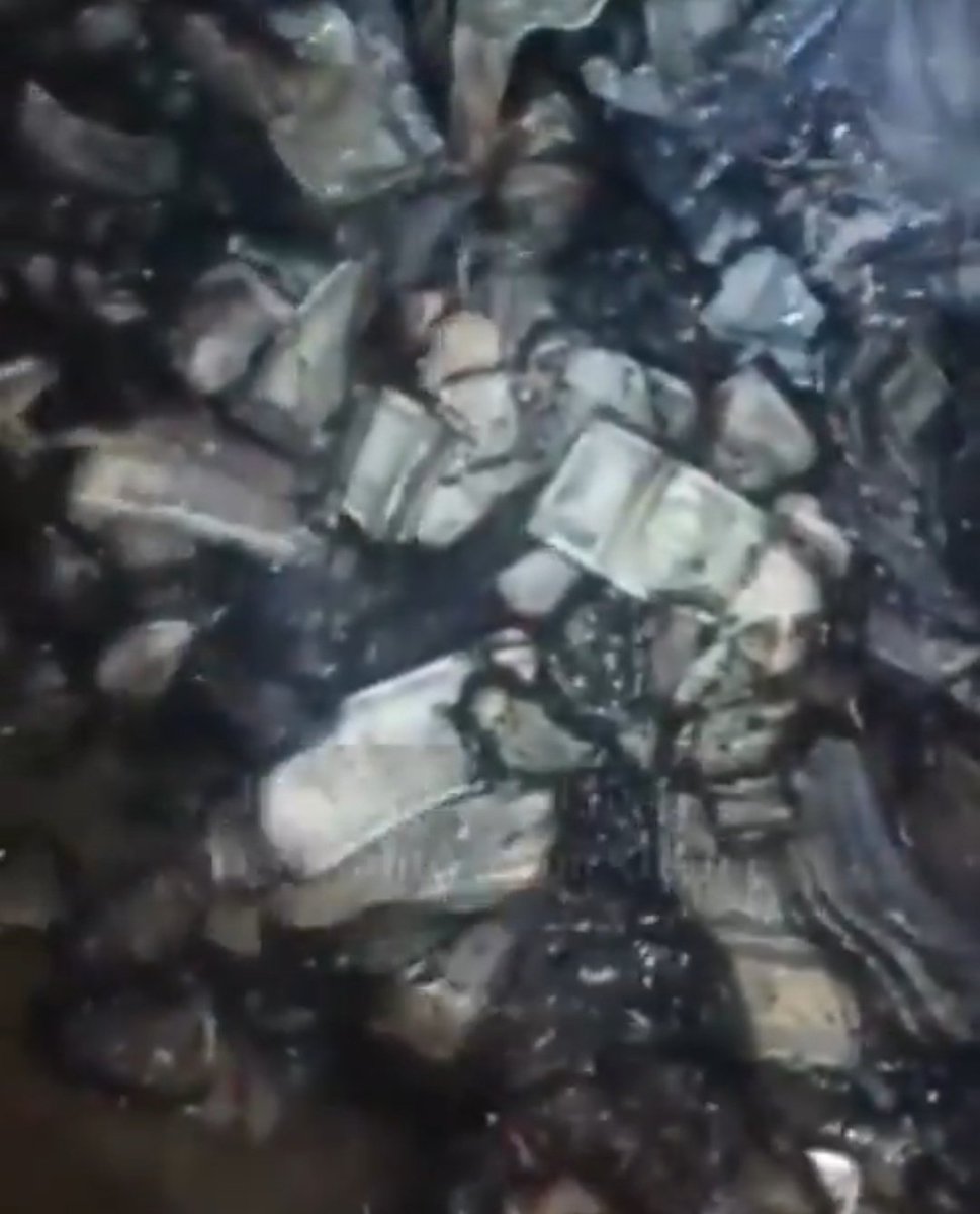 News Algebra tweet media