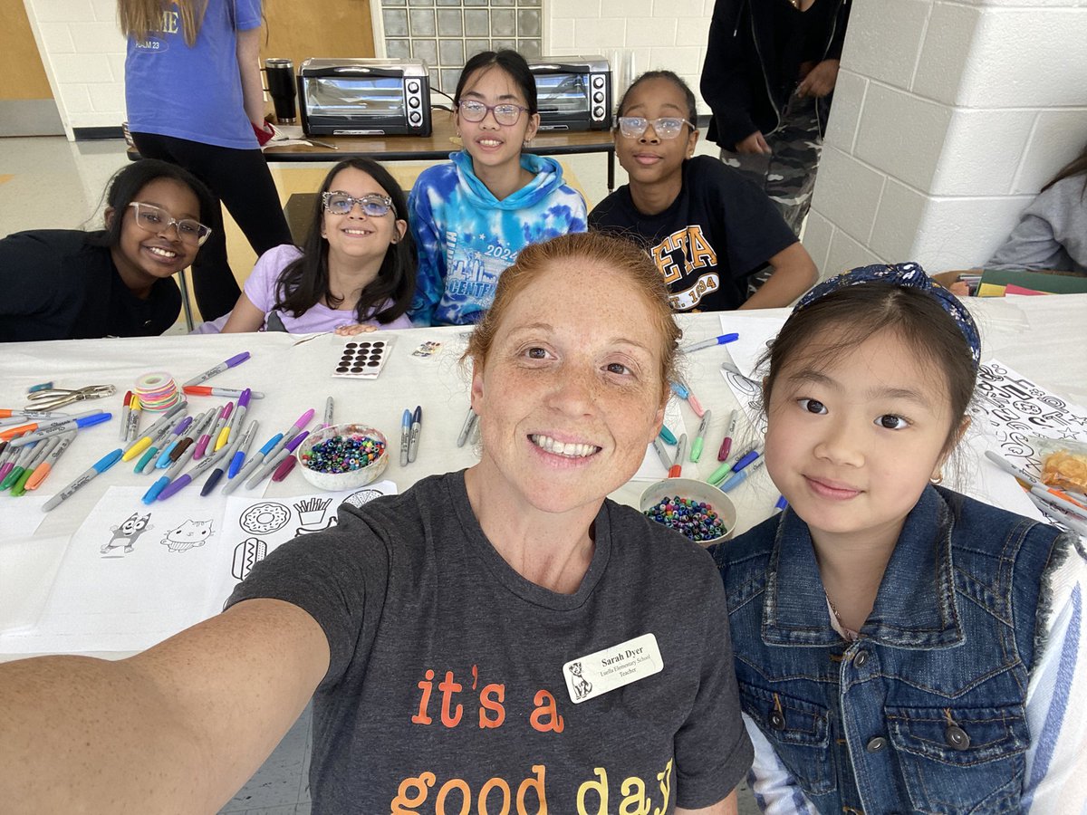 sarah (@sarah_luella19) on Twitter photo Arts Fest fun with our Junior Beta club and Art club members. 🎨 <a href="/FineArtsHCS/">HCS_FineArts</a> <a href="/LuellaES_HCS/">Luella Elementary School</a> Arts Fest fun with our Junior Beta club and Art club members. 🎨 <a href="/FineArtsHCS/">HCS_FineArts</a> <a href="/LuellaES_HCS/">Luella Elementary School</a>