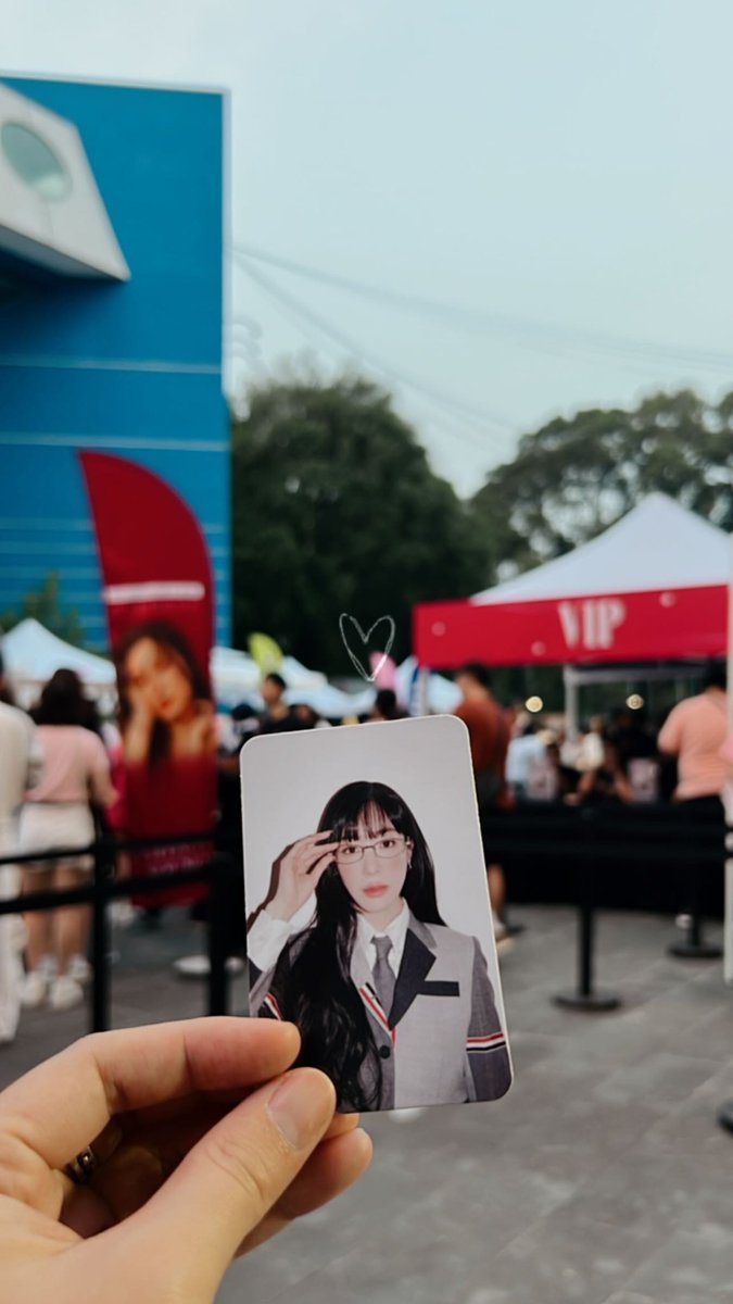 melpomeneblue's tweet photo. Always here for You Tiffan, Tiffany 😘
#TiffanyYoung #티파니영 #티파니 #young1 
#HERE_FOR_YOU #2025HEREFORYOU_IN_ASIA #2025HEREFORYOU_IN_HOCHIMINHCITY https://t.co/LHGnuvga1m