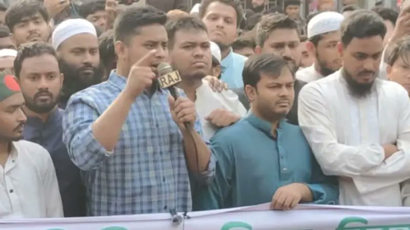 ১০টা নমরুদ-ফেরাউনের চাইতেও ভয়ংকর হাসিনা: হাসনাত