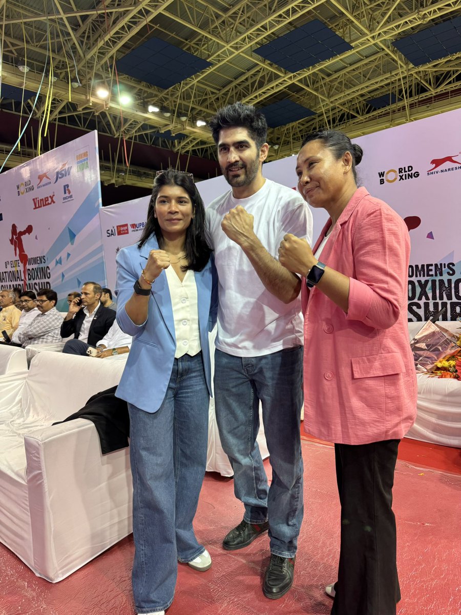 Felt the energy at the 8th Elite Women’s National Boxing Championship opening ceremony. Proud to stand among champions, past and future!😇

Let’s go, champs! 🥊👍
