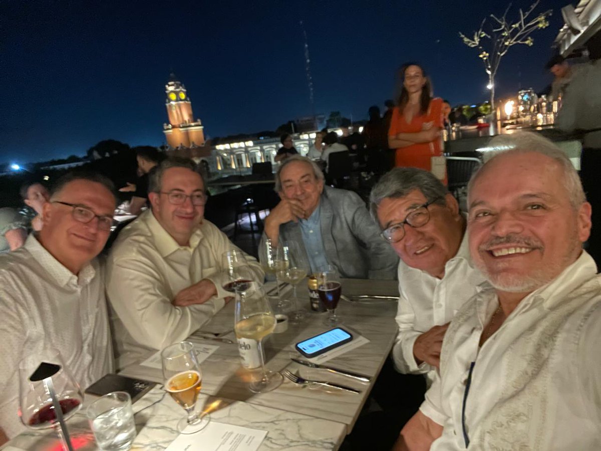 rafavidalperez's tweet image. A pleasure to be invited to the symposium entitled "how to assess and manage CV risk in 2025" to speak about #CCS guidelines @escardio @FondazioneMen @menarini_es @MenariniCA