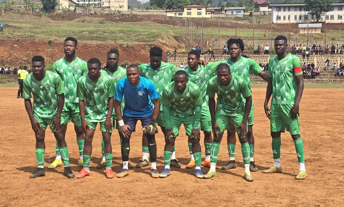 Kosi_foottalk's tweet photo. Bafut United wins the Bafut derby in Bambili
FT:Rangers FC Bafut 0-4 Bafut United FC
⚽Norbert Abue
⚽⚽Fon Edwin
⚽Randy Che Ngwa
#NWRFL #bafut #fecafoot #bambili https://t.co/ZUT3VOm3fJ