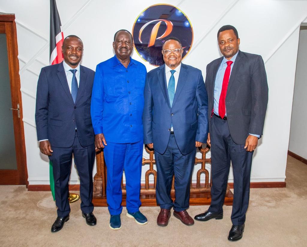 TunduALissu's tweet image. Tumepata heshima ya kukaribishwa na Mh. Raila Amolo Odinga ofisini kwake jijini Nairobi kwa ajili ya mazungumzo juu ya hali ya kisiasa nchini kwetu na harakati za mapambano ya kidemokrasia zinazoongozwa na chama chetu. Tumepata fursa ya kumweleza RAO juu ya msimamo wetu wa 'No…