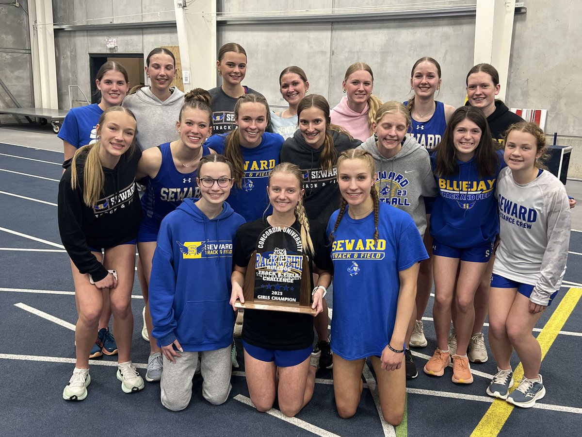 Boys and Girls took home the team championship from the Concordia Indoor! Let’s Fly!