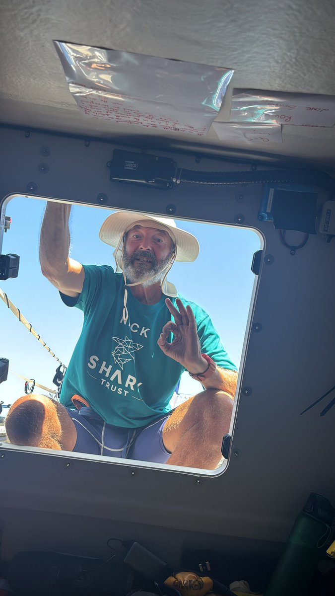 It’s Nick’s BIRTHDAY… mid-Atlantic! 🎂🥳
While most of us celebrate with cake, candles, and a cuppa, Nick’s opted for 30ft waves, a rowing oar, and zero chance of getting a birthday balloon.🎈

He’s currently somewhere between Lanzarote and Antigua, rowing his socks off for The