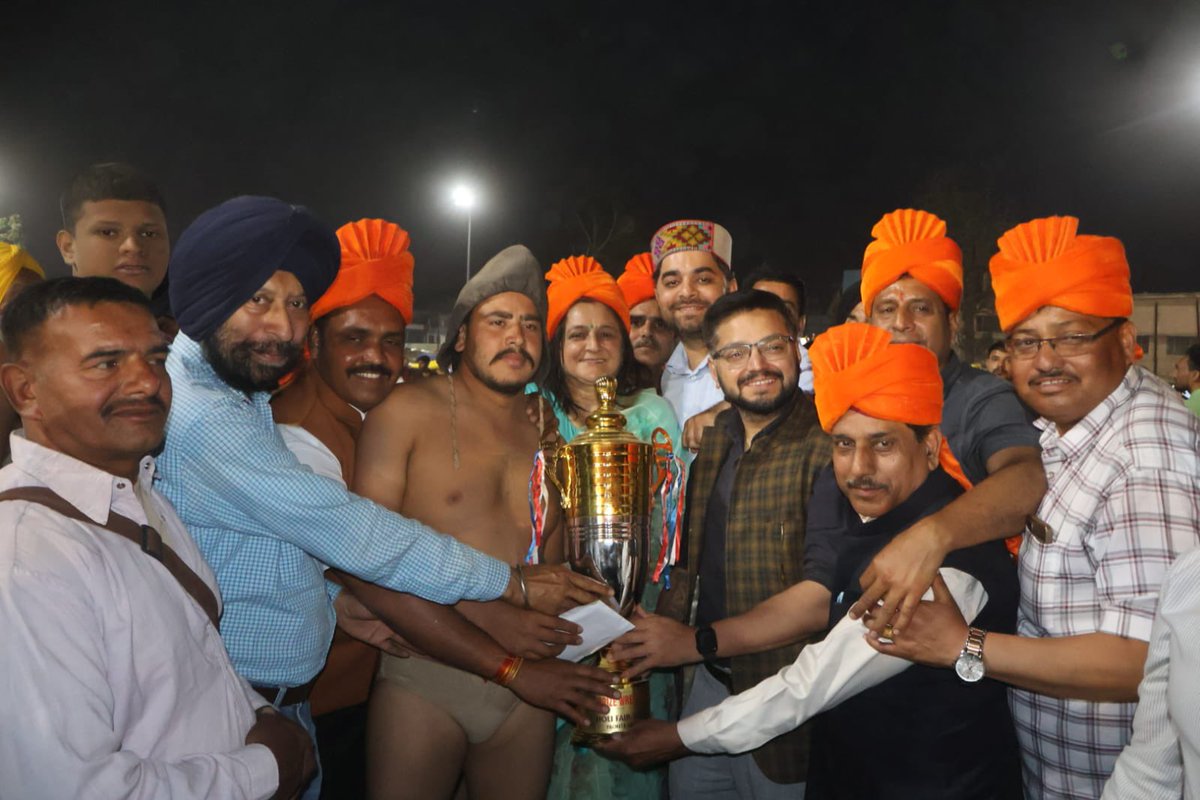 tomar_pee's tweet photo. जसबीर ने जीता सिरमौर केसरी का खिताब, कमल के नाम रही माली, पांवटा होली मेला विशाल दंगल सम्पन्न: https://t.co/Almq1Rv9h0