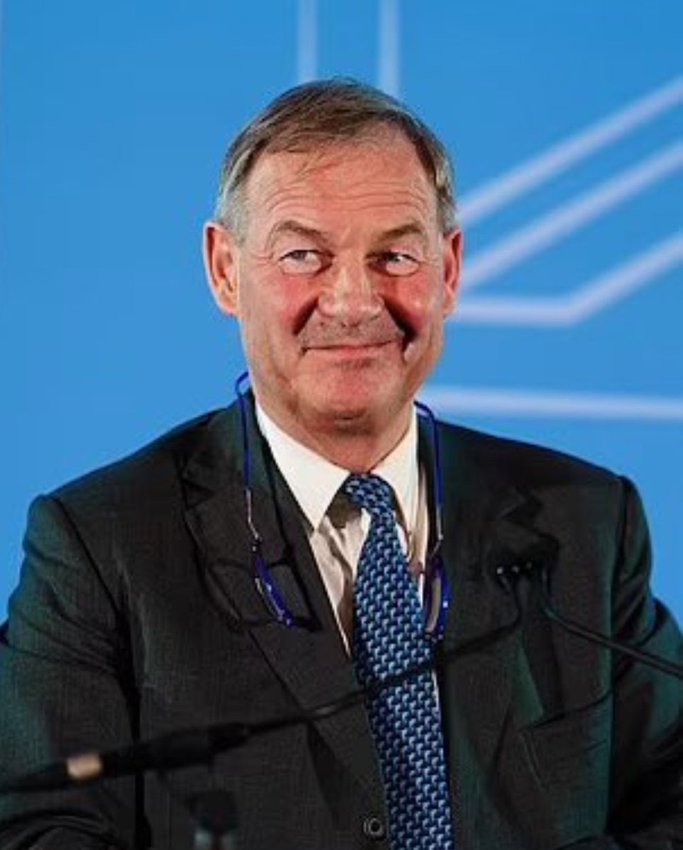 🚨BREAKING: Rupert Lowe has once again called for mass deportations in Britain, he says:

“Launch Operation Return.”

Establish regional detention centres near airports.

Migrants who do not speak English, do not contribute, or even actively hate us , they must go.

Do you agree?