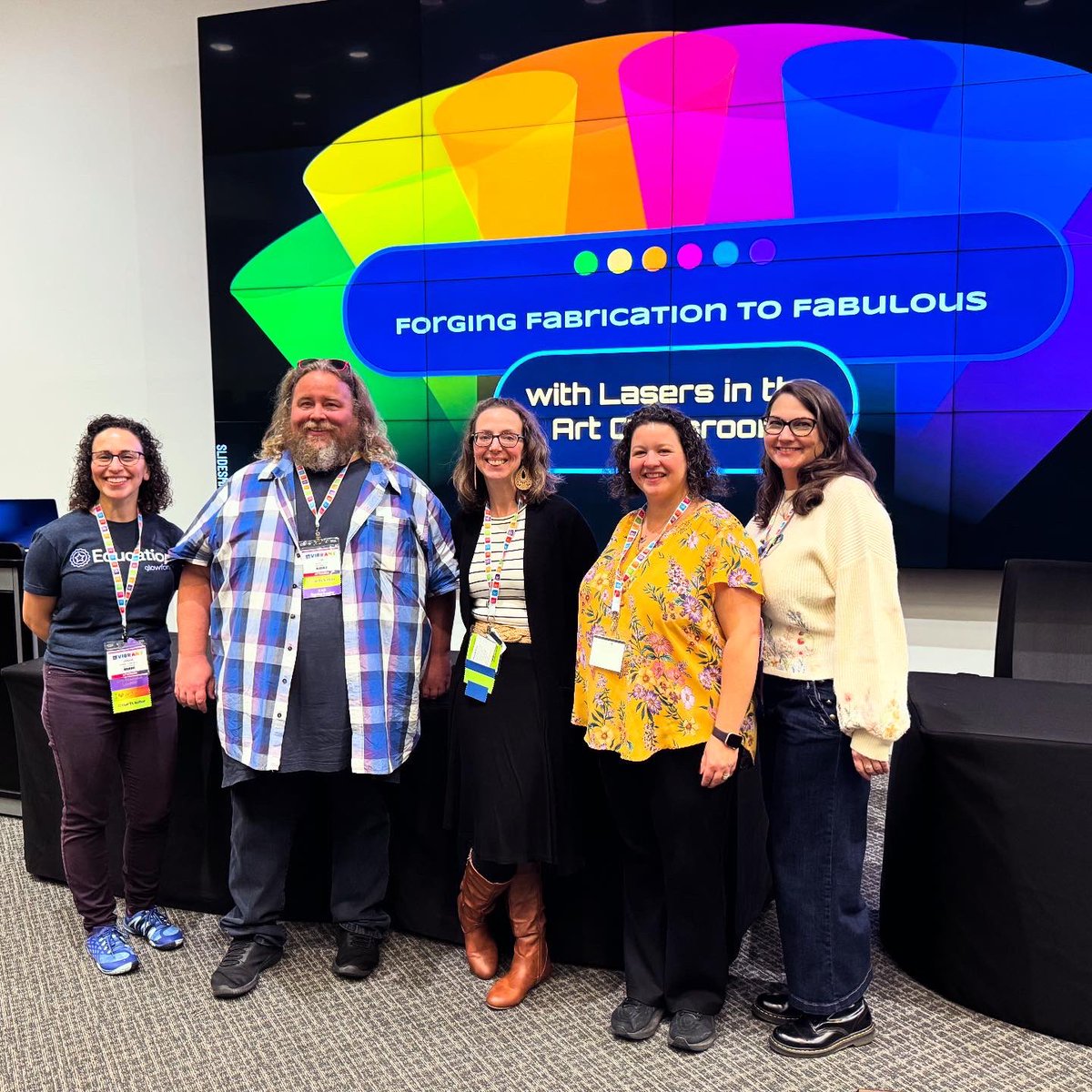 timneedles's tweet photo. Great 1st day of @NAEA conference in Louisville presenting on @AdobeExpress with animation and laser etching in #art classes, making art and exploring Louisville, Kentucy! https://t.co/UMKgYLedF4
