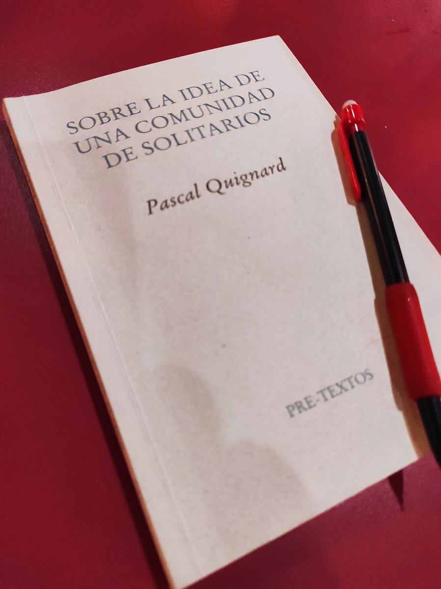 ladylibrorojo's tweet photo. "Voy a cantar todo lo que está en ruinas. Todo lo que es ruina es en mí como un primer rostro"
#SobreLaIdeaDeUnaComunidadDeSolitarios #PQuignard @PreTextosLibros

Resuena, de nuevo, #LaGranPapesa 💥 https://t.co/7eoWQmGZwn