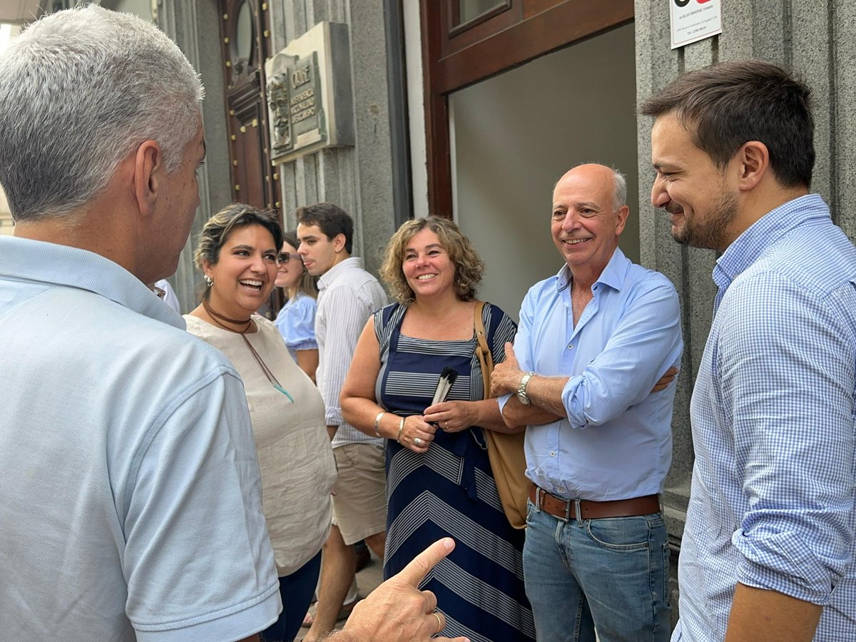 Javier García (@javiergarcia_uy) on Twitter photo Compartiendo con los compañeros más jóvenes en el Encuentro Nacional de Presidentes de las Comisiones Departamentales de <a href="/PNacionalJoven/">Juventud Partido Nacional</a>.
Un lindo rato mirando el presente y el futuro y aprendiendo de sus experiencias y vision. <a href="/PNACIONAL/">Partido Nacional</a> Compartiendo con los compañeros más jóvenes en el Encuentro Nacional de Presidentes de las Comisiones Departamentales de <a href="/PNacionalJoven/">Juventud Partido Nacional</a>.
Un lindo rato mirando el presente y el futuro y aprendiendo de sus experiencias y vision. <a href="/PNACIONAL/">Partido Nacional</a>