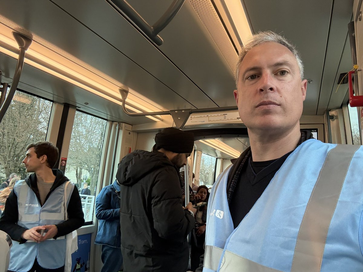 À partir d’aujourd’hui, Stretto, filiale de <a href="/groupekeolis/">Keolis Group</a> et <a href="/SNCFVoyageurs/">SNCF Voyageurs</a>, exploite pour le compte d’<a href="/IDFmobilites/">IDF Mobilités</a> le <a href="/T4_IDFM/">Tram T4</a>, le <a href="/T11_IDFM/">Tram T11</a> et le <a href="/T14_IDFM/">Tram T14</a>.