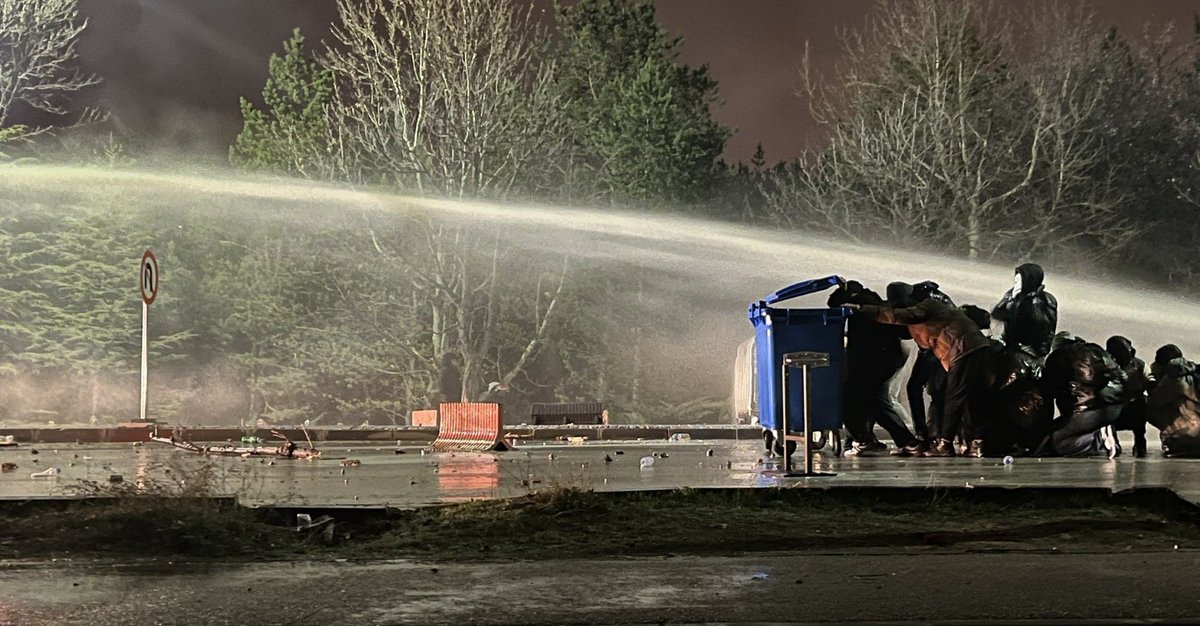 PM Üyemiz ve Ankara Gençlik Sorumlumuz Ilgın Öcal bugün hukuksuzca gözaltına alındı. 

Halkın iradesini savunmak suç değildir! Tek adım geri atmıyoruz, sizden korkmuyoruz!