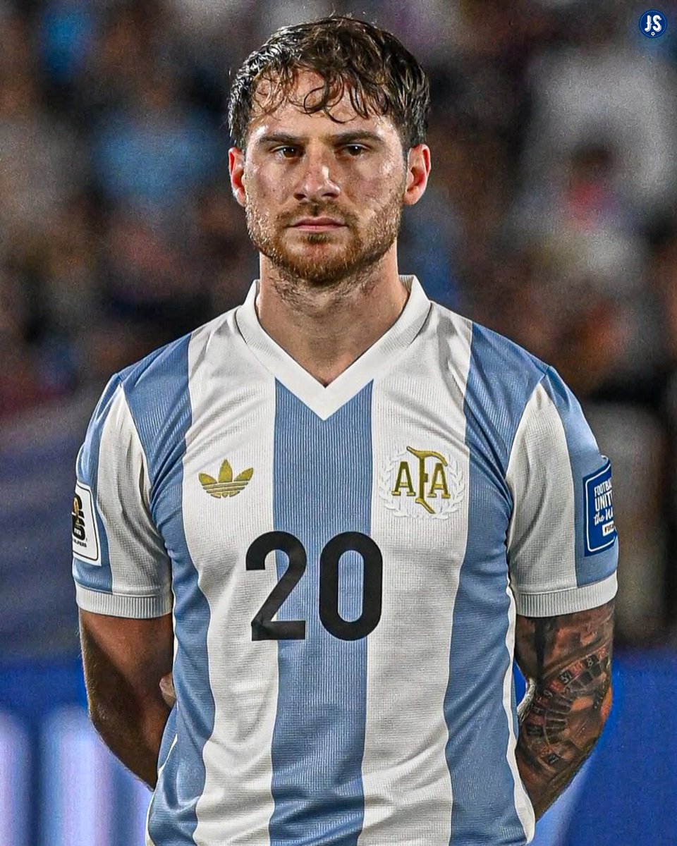 juegosimple__'s tweet photo. 🇦🇷🔝 Che, esta camiseta es realmente un escándalo. https://t.co/t3AcMQH5gZ